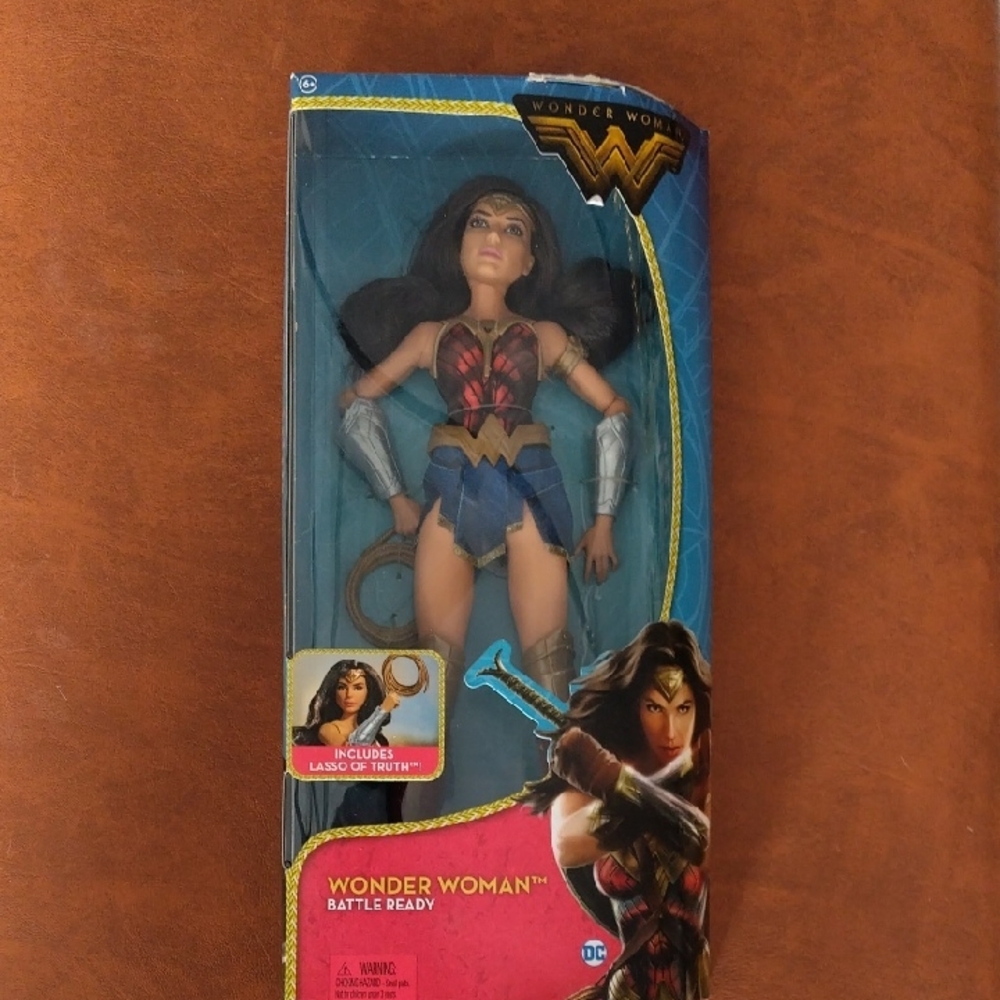 2016 DC Wonder Woman Action Figure "Battle Ready"